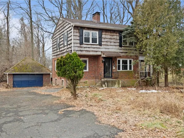 446 W Clarkstown Road, New City, NY 10956