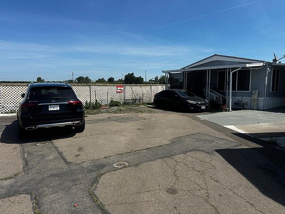4th image of 4501 N Wilson Way Space 25