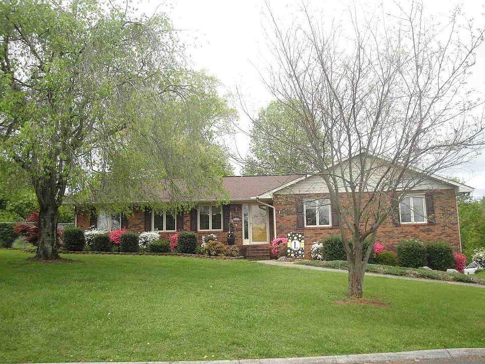 1st image of 974 Cedar Trace Ln