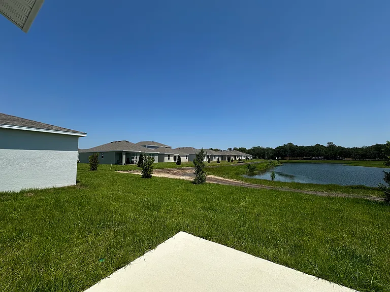 4039 Ambrose Ave — Photo 11