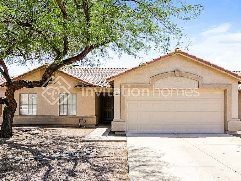 9243 W Mountain View Rd — Photo 1