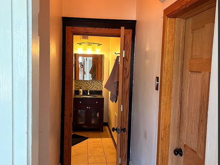 91 Watson Blvd — Photo 2