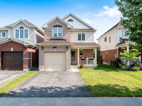 39 Courvier Cres, Clarington, ON L1C 0E7
