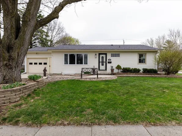 2102 Barr Dr, Ames, IA 50010