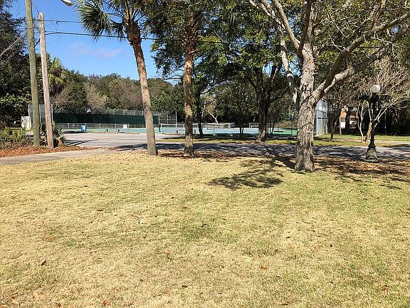 2nd image of 25 Highpoint Dr