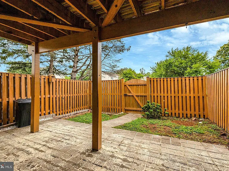 3717 Keefer Ct — Photo 14