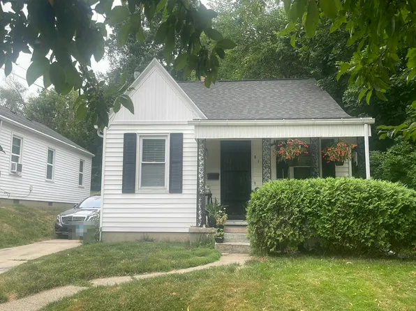 917 Nipp Ave, Lansing, MI 48915