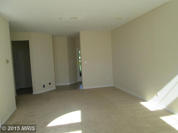 4th image of 315 Golden Eagle Way