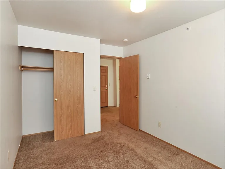 The Vintage at Arlington Senior Apartments — Photo 21