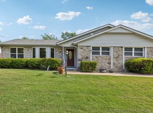 9655 E 27th St, Tulsa, OK 74129