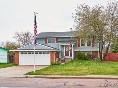 4234 El Camino Dr, Cheyenne, WY, 82001