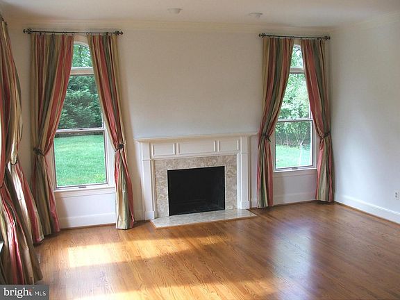 2nd image of 10986 Woodland Falls Dr