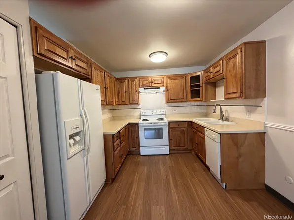 695 S Alton Way Unit 2B, Denver, CO 80247