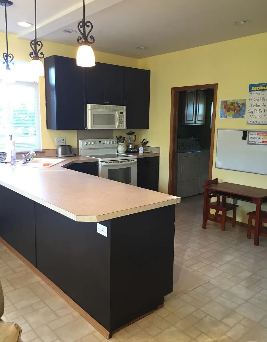 3 bed, 2.5 bath, 1757 sqft, $2,695 — Photo 3