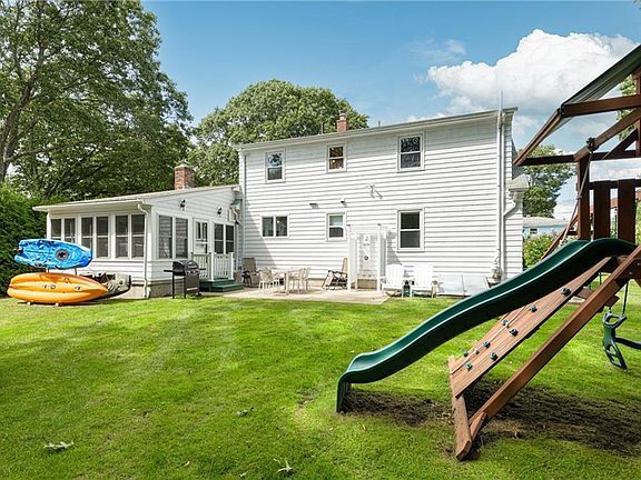 4th image of 54 Birchwood Dr