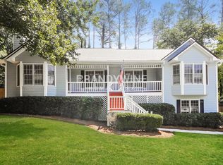 12 Sherwood Forest Dr, Douglasville, GA 30134