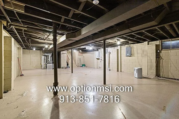 7829 Dearborn Dr — Photo 23