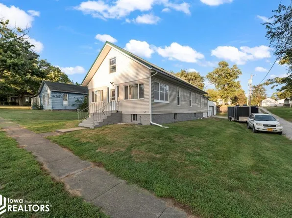 403 S Madison St, Bloomfield, IA 52537
