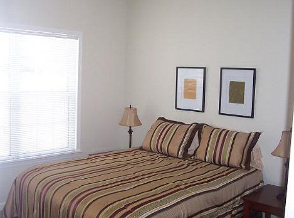 5th image of 208 Old Brickyard Cir