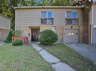 1357 Glyndon Dr, Virginia Beach, VA 23464