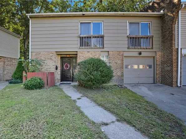 1357 Glyndon Dr, Virginia Beach, VA 23464