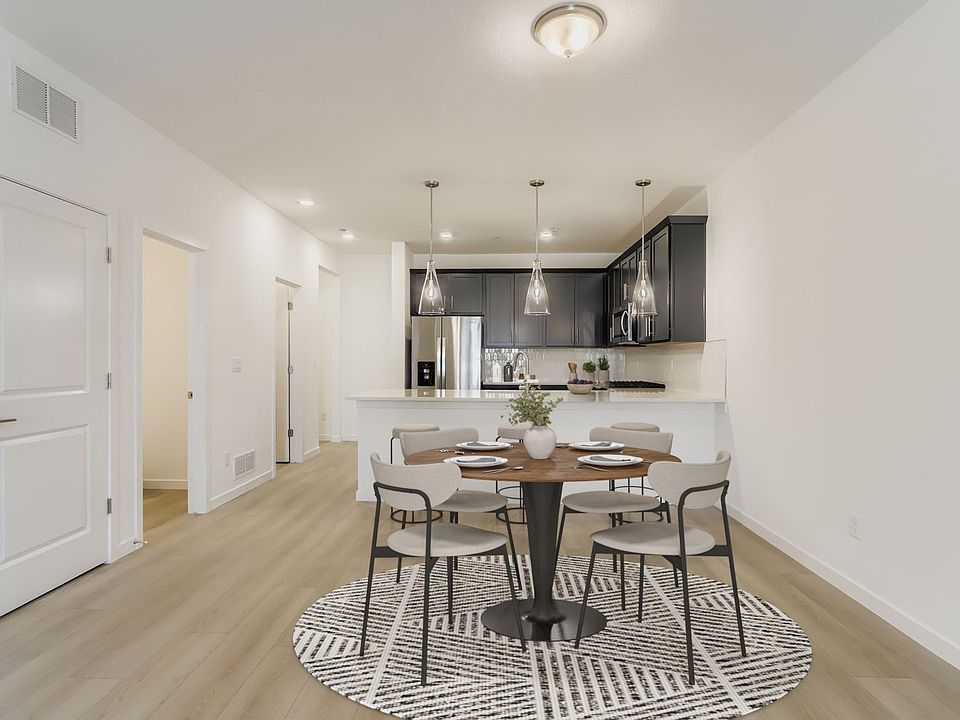 1st image of 2744 Bear Springs Cir