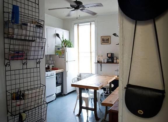4th image of 354 Graham Ave APT 3L
