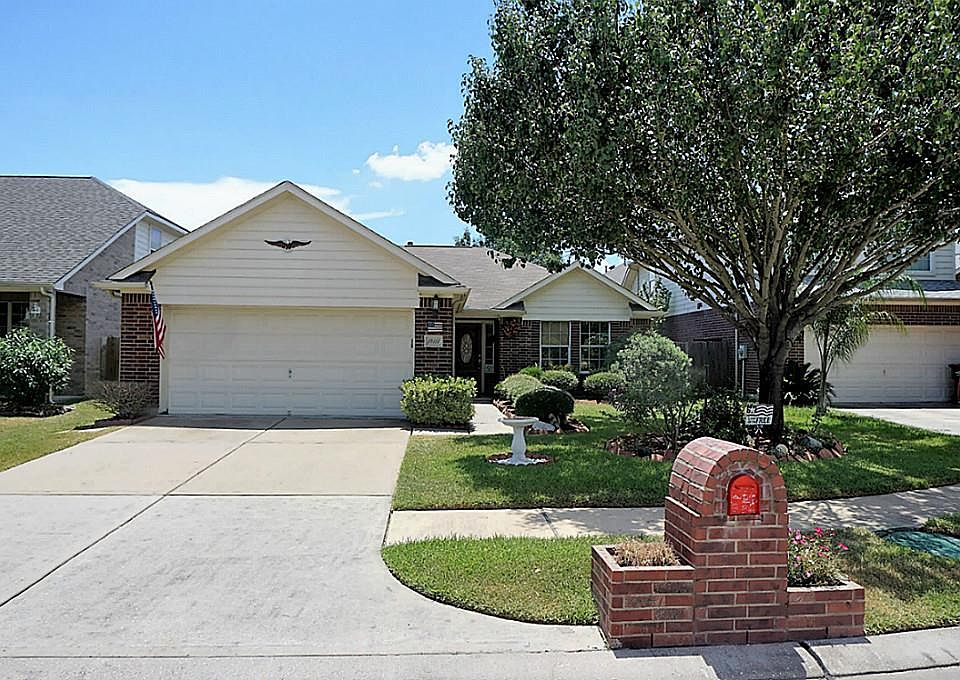 1st image of 19111 Shale Creek Dr