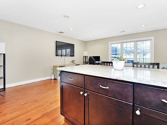 4th image of 210 Hackensack St APT C