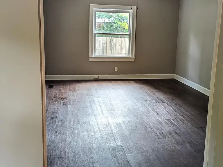 1809 Middle Tennessee Blvd — Photo 14