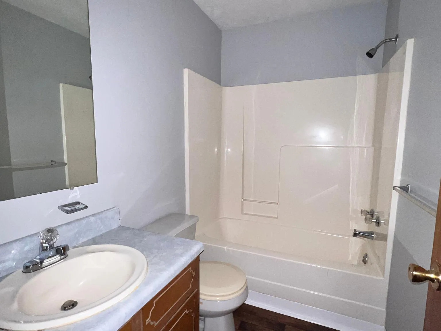 620 Austin St — Photo 2