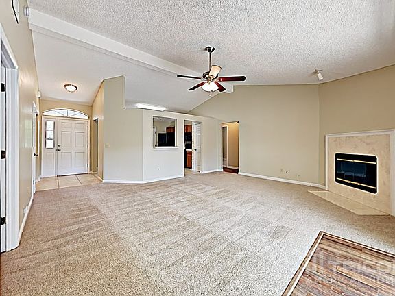 3rd image of 8008 Macinnes Dr