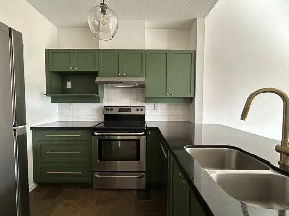 1820 E Kent Ave S #409, Vancouver, BC V5P 2S7