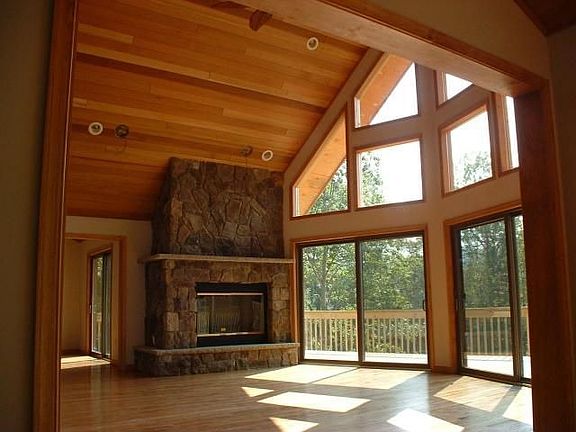 livingroom/fireplace