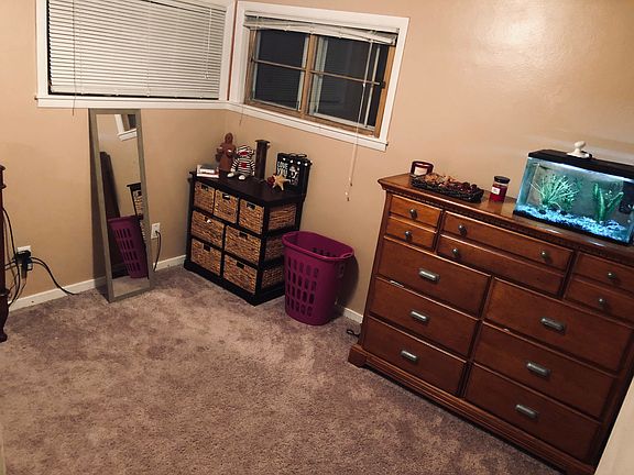 Bedroom 11 x 09