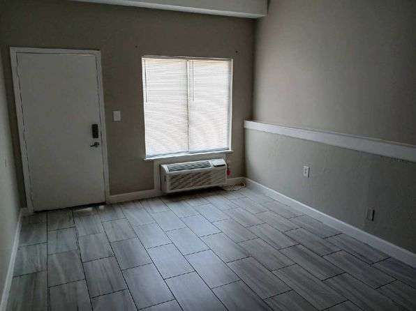 75 Tanglewood Ct