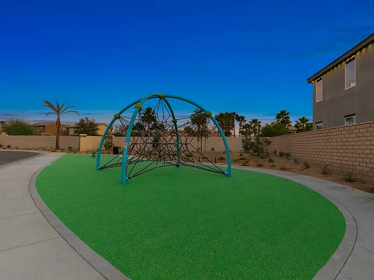 84450 Malora Ct — Photo 52