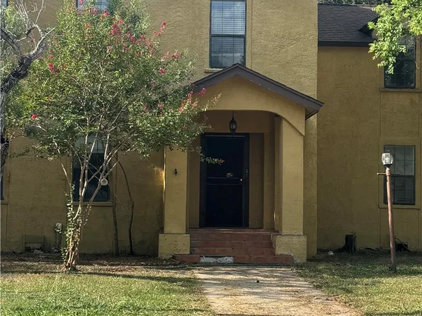 900 E 2nd St, Alice, TX 78332