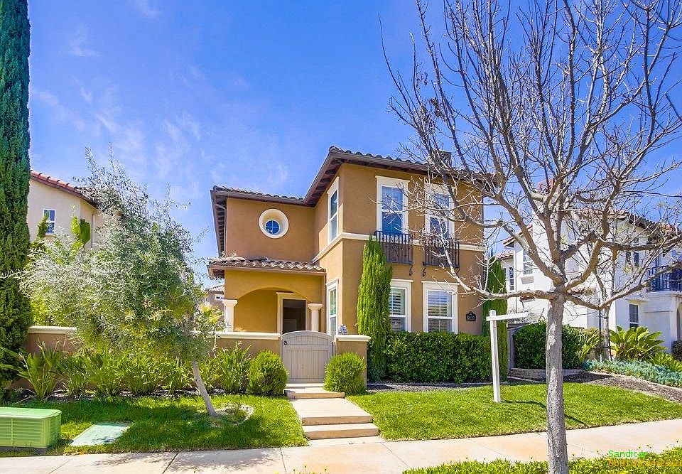 1st image of 8432 Kern Cres