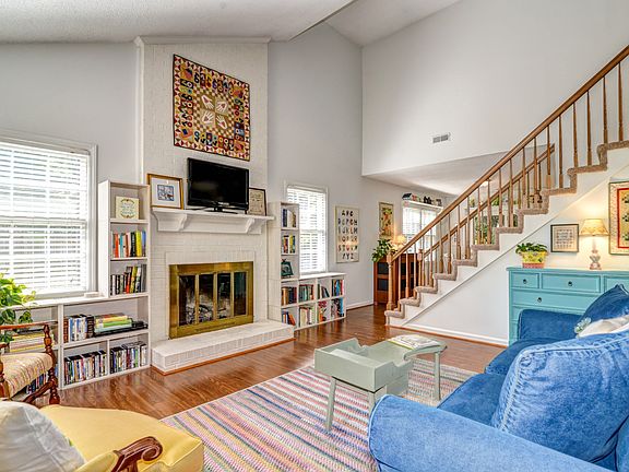 4th image of 7103 Falconwood Ct