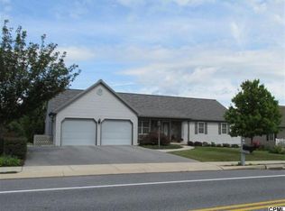 805 W Ridge Rd, Elizabethtown, PA 17022