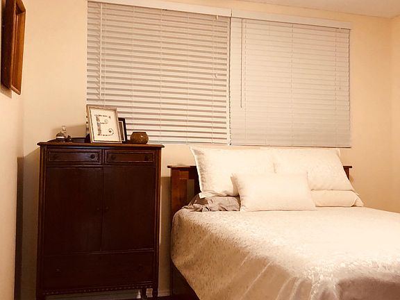 5th image of 4076 Illinois St APT 7