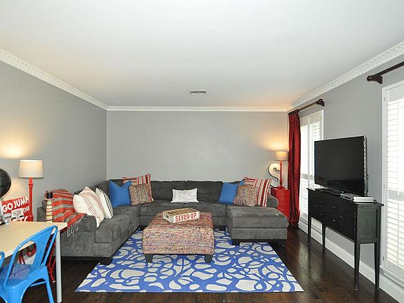 4th image of 530 Nottingham Oaks Trl