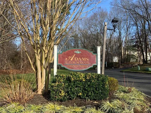 14 Adams Commons #14, Yaphank, NY 11980