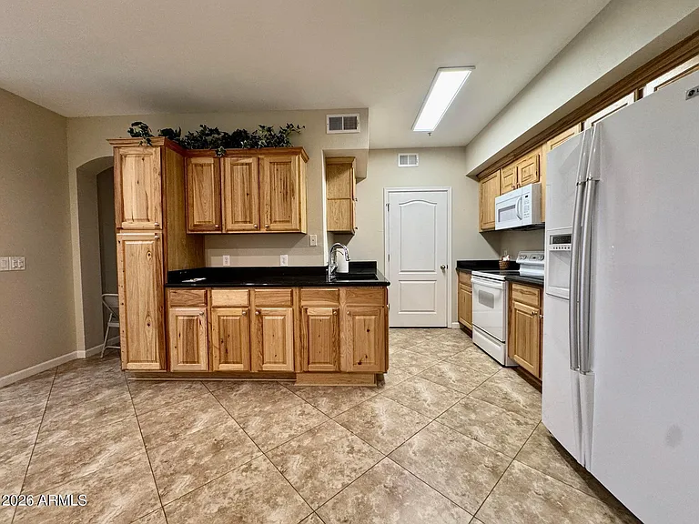 1701 E Colter St #114 — Photo 5
