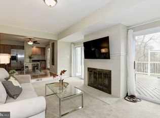 2615 Black Fir Ct, Reston, VA 20191