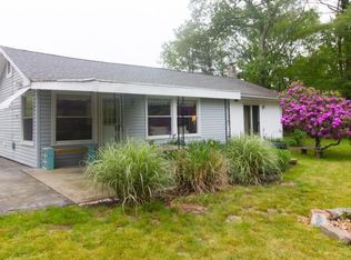 20 John Dr, Griswold, CT 06351