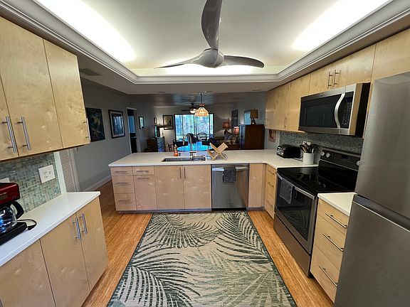 5th image of 905 Big Pine Way
