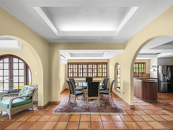 4th image of B Meadow Ln