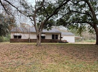 810 Bentley St, Bastrop, LA 71220